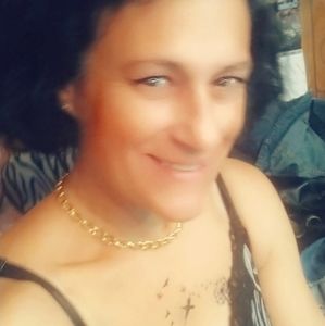 Meet your Posher, Renee